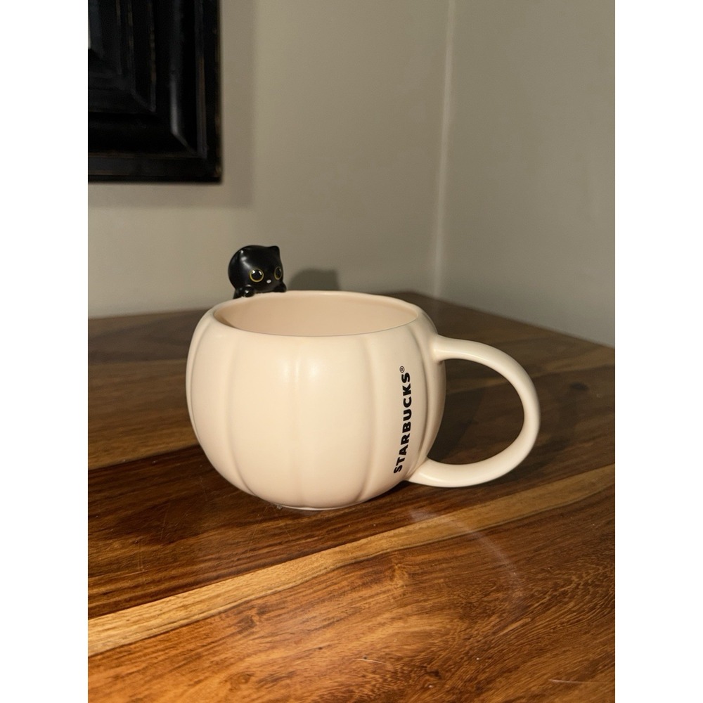 Starbucks 2026 Limited Edition Black Cat Pumpkin Mug Halloween